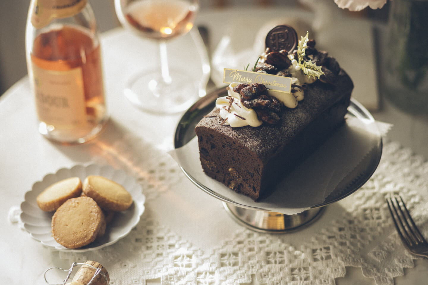 ガトーショコラ・ノエル（ラム薫る果実とナッツガトーショコラ） / Gâteau au chocolat de Noël