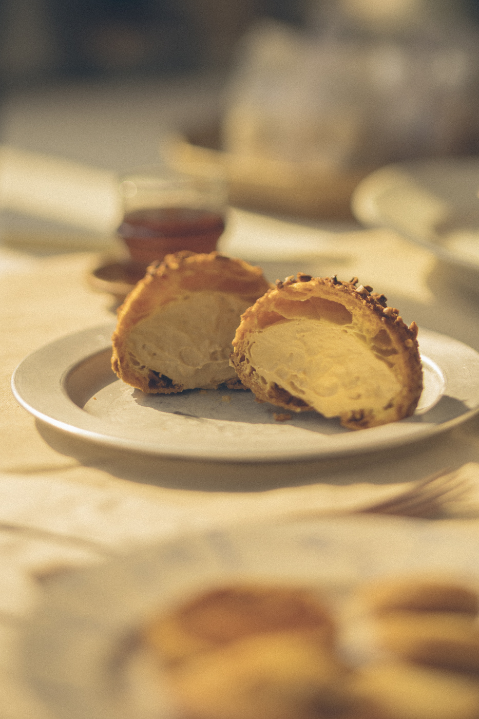 窯焼きキャラメルシュークリーム / Choux à la crème caramel