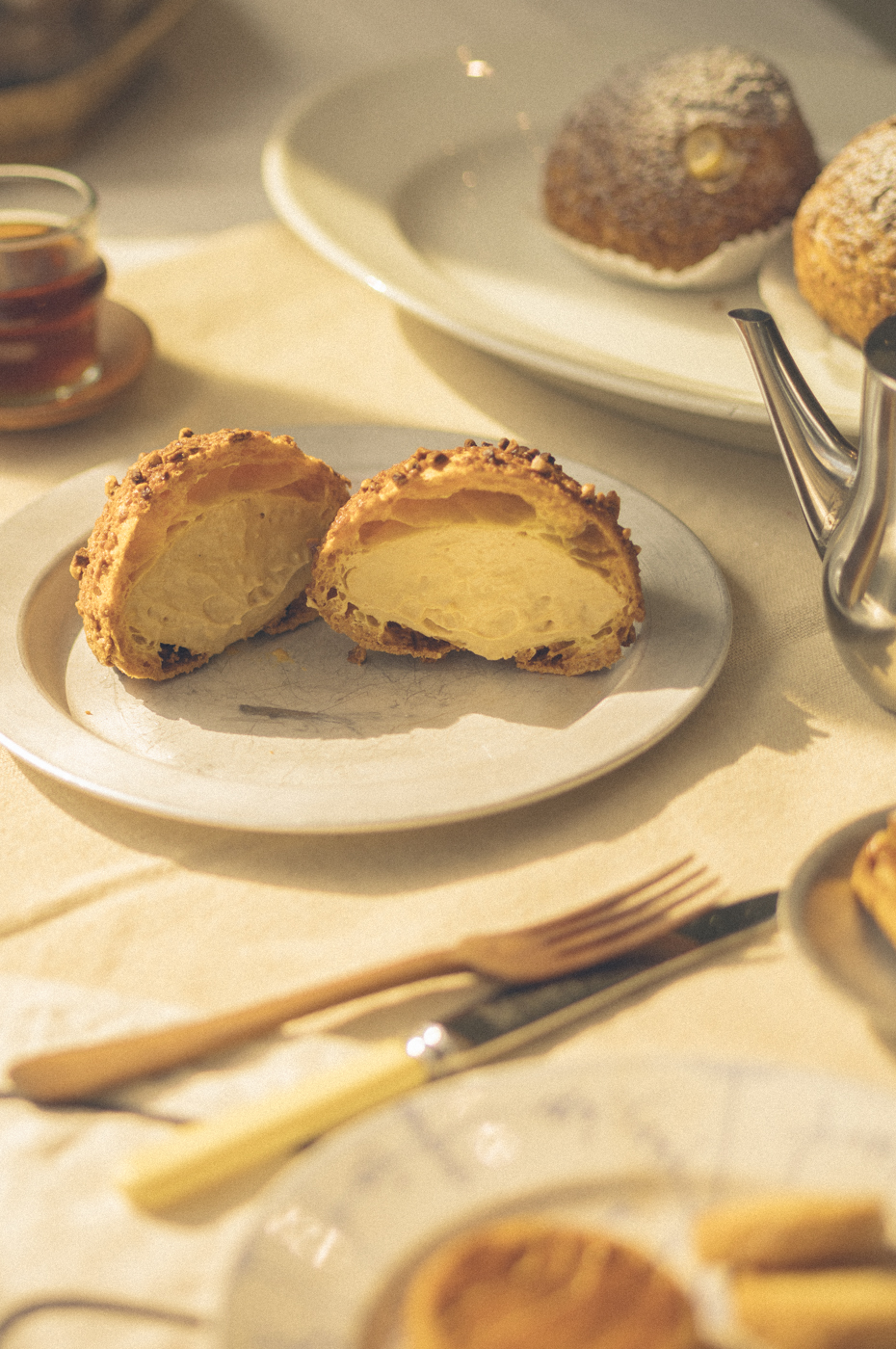 窯焼きキャラメルシュークリーム / Choux à la crème caramel