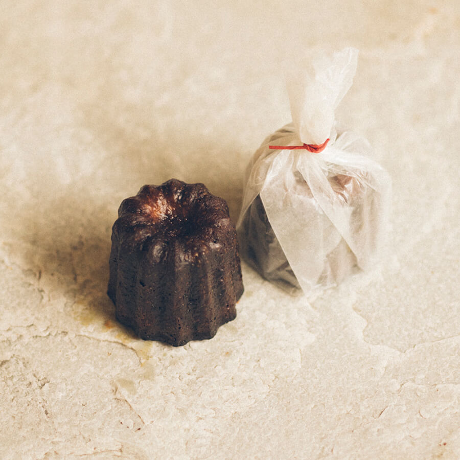 カヌレ・ドゥ・ボルドー / Canelé de Bordeaux